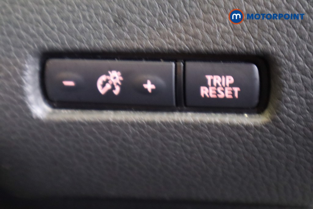 Nissan Qashqai Acenta Premium Manual Diesel SUV - Stock Number (1592280) - 16th supplementary image