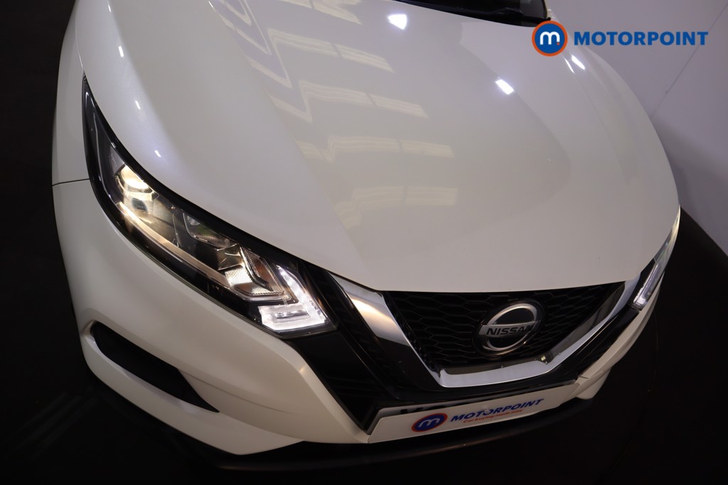 Nissan Qashqai Acenta Premium Manual Diesel SUV - Stock Number (1592280) - 32nd supplementary image