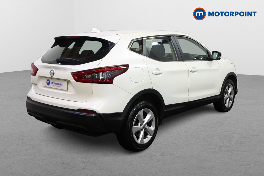 Nissan Qashqai Acenta Premium Manual Diesel SUV - Stock Number (1592280) - Drivers side rear corner
