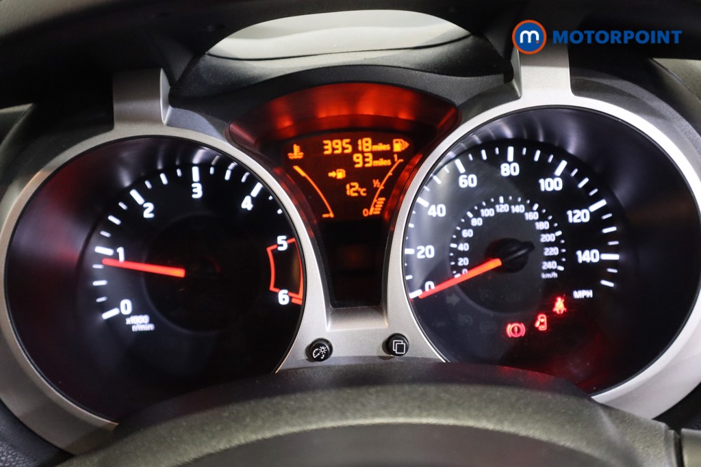 Nissan Juke N-Connecta Manual Diesel SUV - Stock Number (1592326) - 4th supplementary image