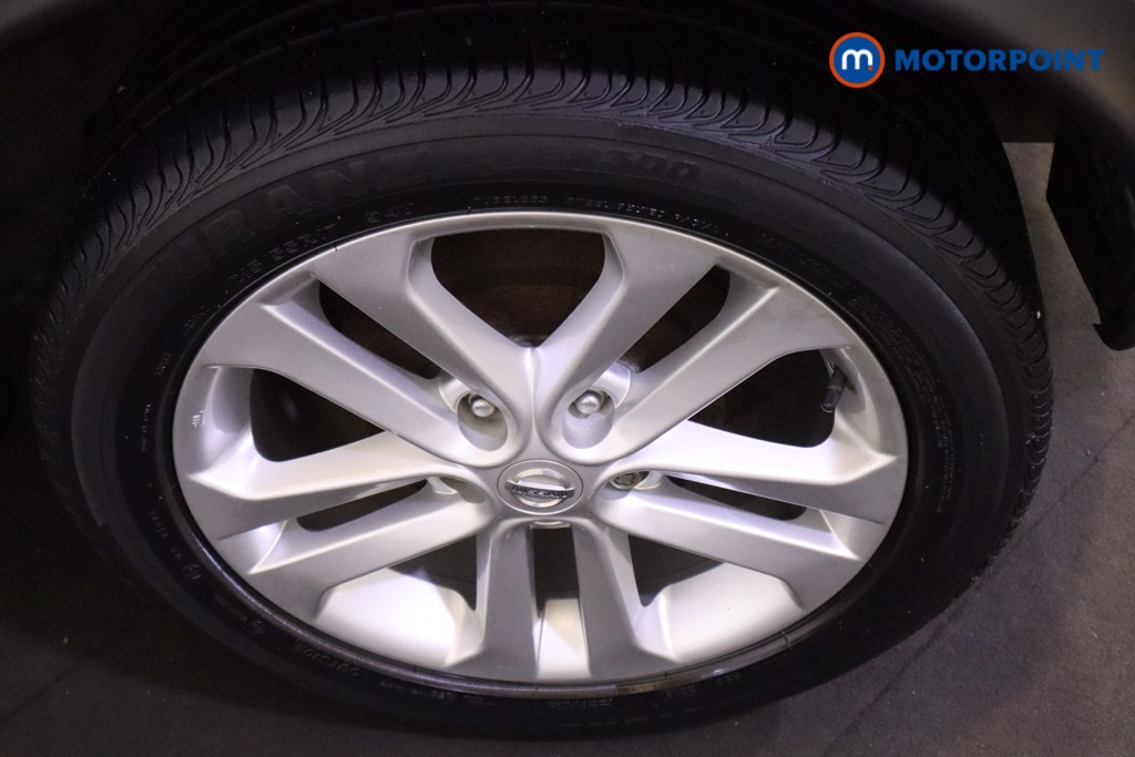 Nissan Juke N-Connecta Manual Diesel SUV - Stock Number (1592326) - 9th supplementary image