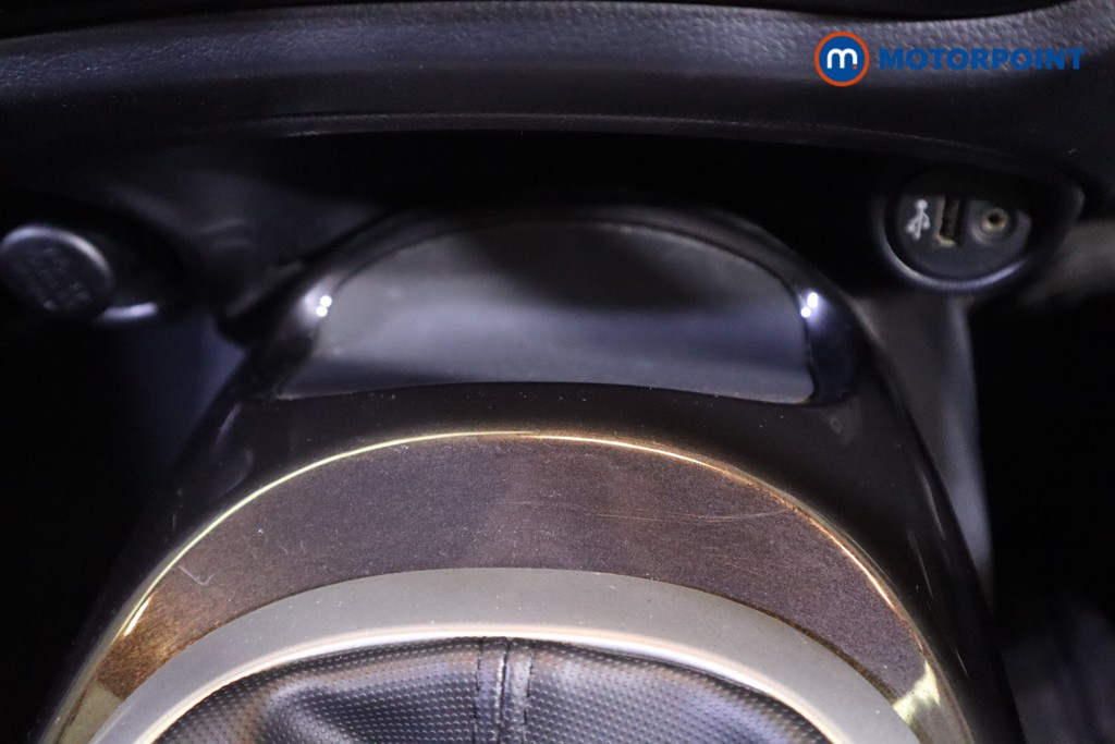 Nissan Juke N-Connecta Manual Diesel SUV - Stock Number (1592326) - 22nd supplementary image