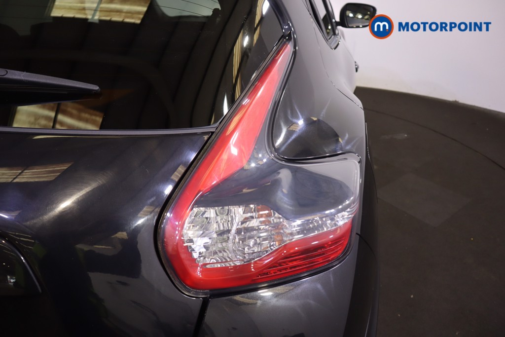 Nissan Juke N-Connecta Manual Diesel SUV - Stock Number (1592326) - 30th supplementary image