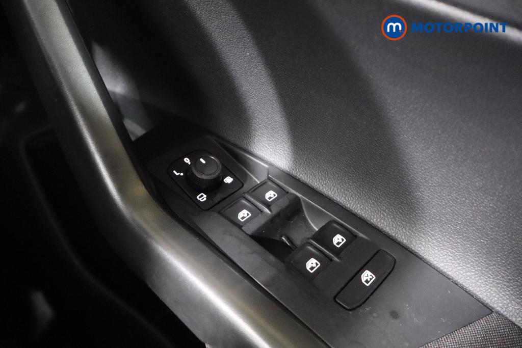 Volkswagen Polo Life Manual Petrol Hatchback - Stock Number (1592386) - 9th supplementary image