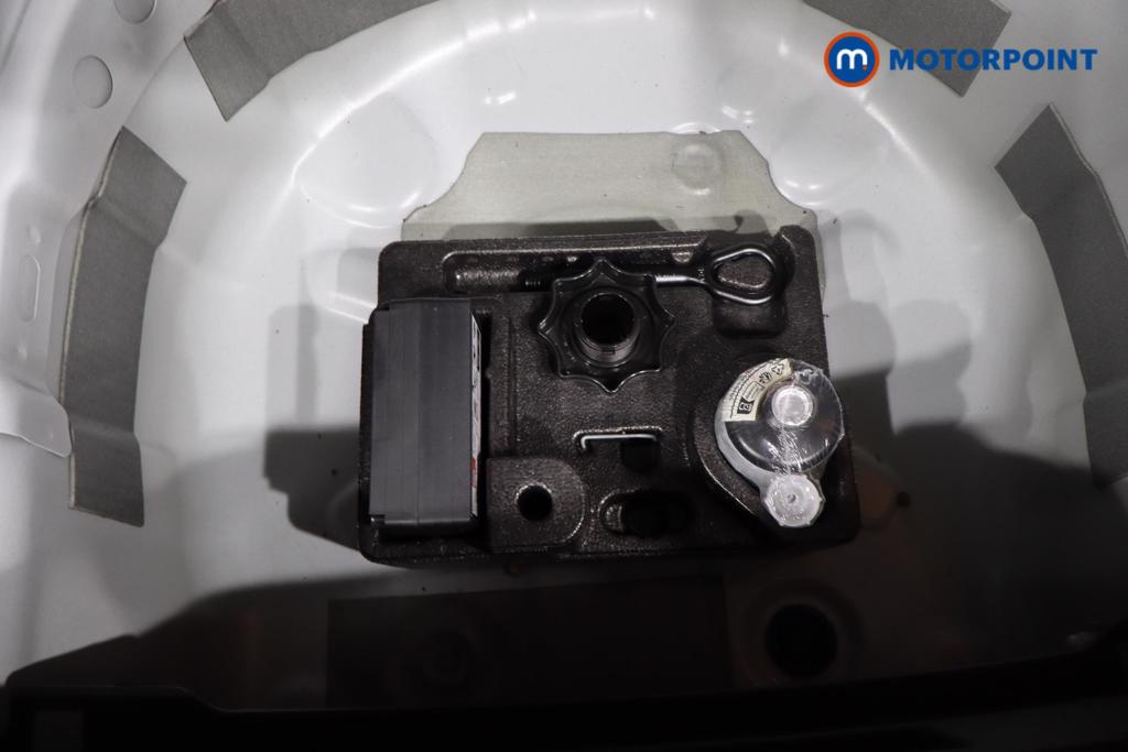 Volkswagen Polo Life Manual Petrol Hatchback - Stock Number (1592386) - 23rd supplementary image