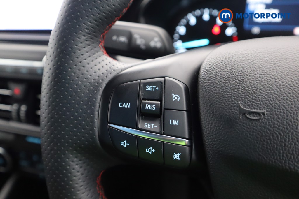 Ford Focus St-Line Edition Manual Petrol Hatchback - Stock Number (1592473) - 5th supplementary image