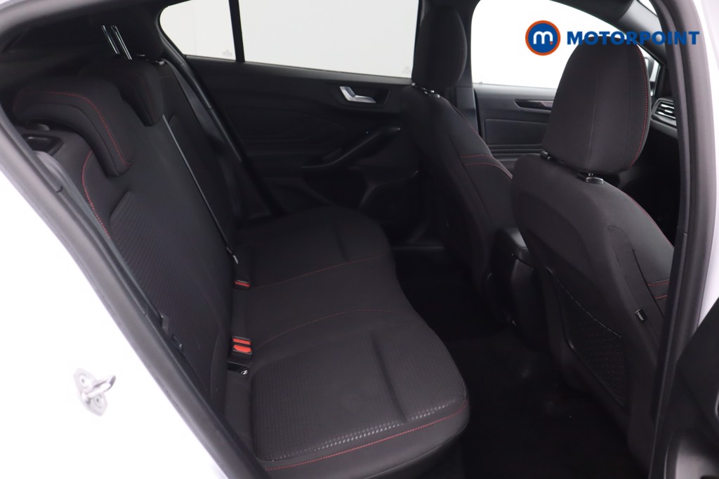 Ford Focus St-Line Edition Manual Petrol Hatchback - Stock Number (1592473) - 26th supplementary image