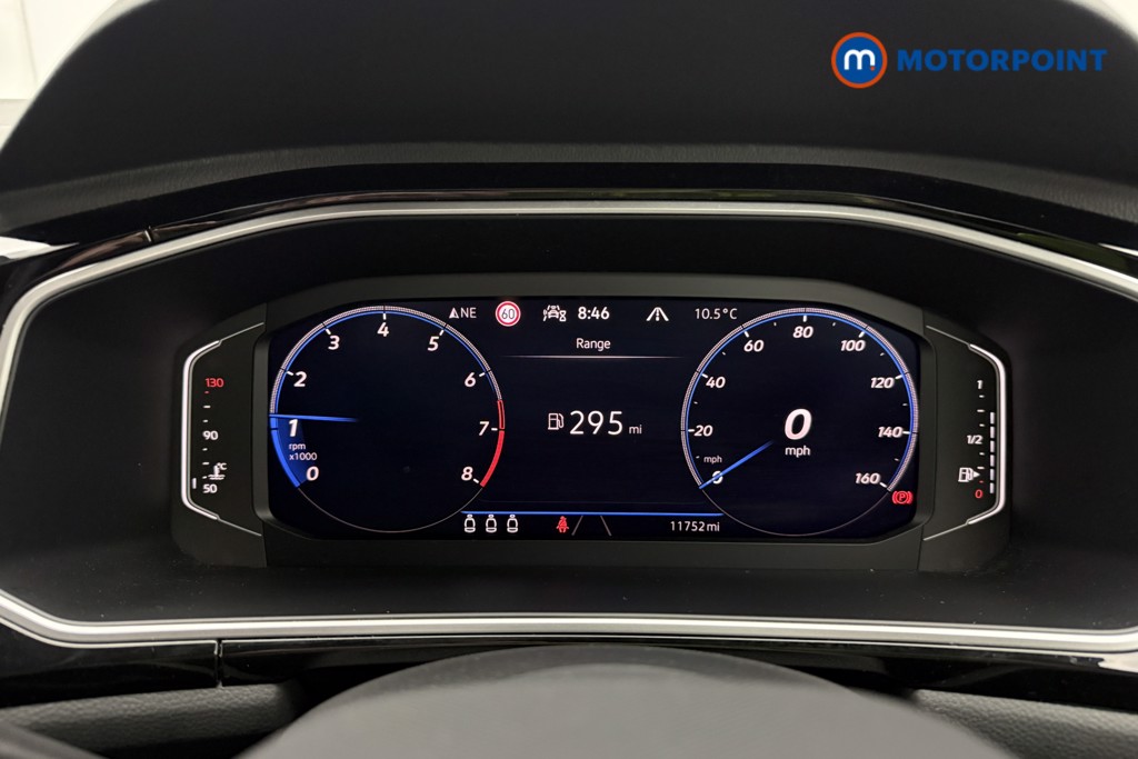 Volkswagen T-Roc R-Line Manual Petrol SUV - Stock Number (1592485) - 6th supplementary image