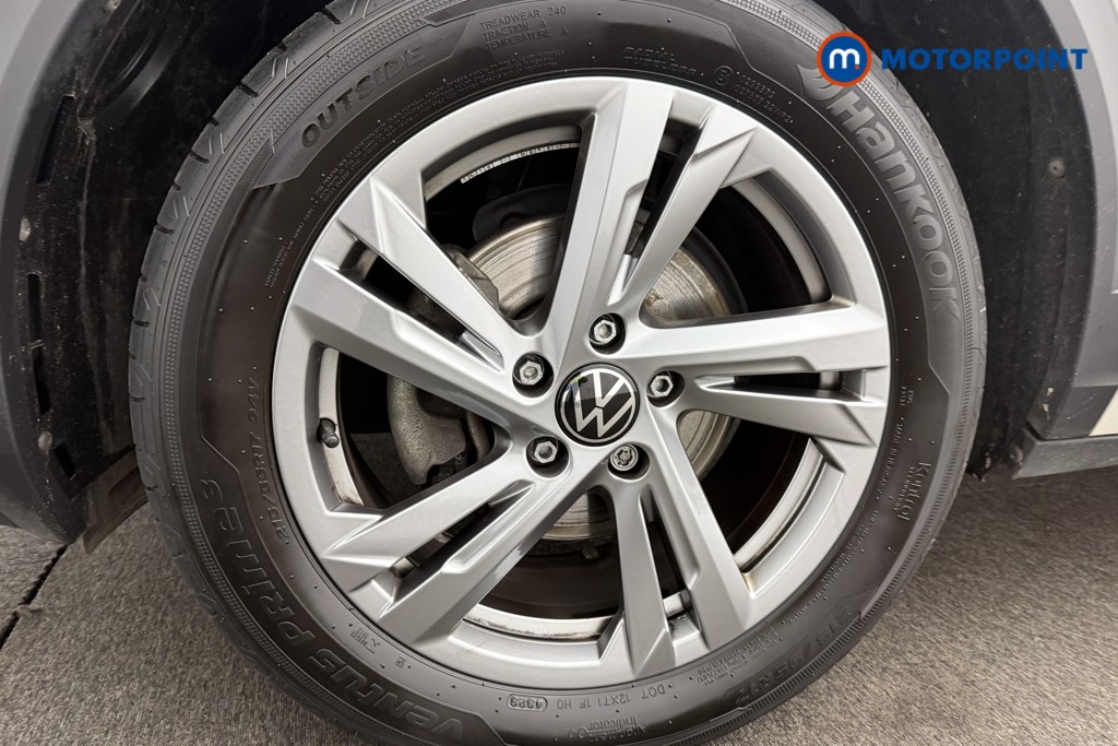Volkswagen T-Roc R-Line Manual Petrol SUV - Stock Number (1592485) - 12th supplementary image