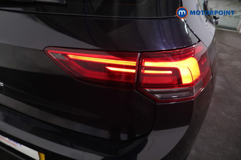 Volkswagen Golf Life Automatic Diesel Hatchback - Stock Number (1592508) - 23rd supplementary image