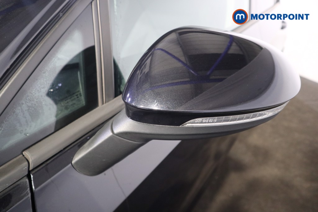 Volkswagen Golf Life Automatic Diesel Hatchback - Stock Number (1592508) - 27th supplementary image