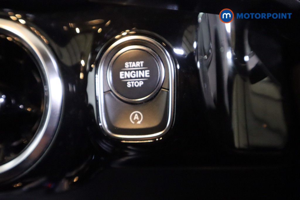 Mercedes-Benz B Class Amg Line Automatic Petrol Hatchback - Stock Number (1592610) - 21st supplementary image