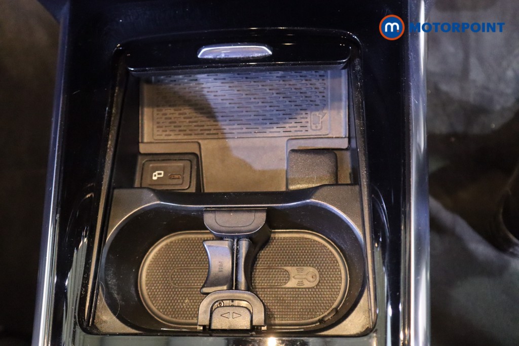 Mercedes-Benz B Class Amg Line Automatic Petrol Hatchback - Stock Number (1592610) - 23rd supplementary image