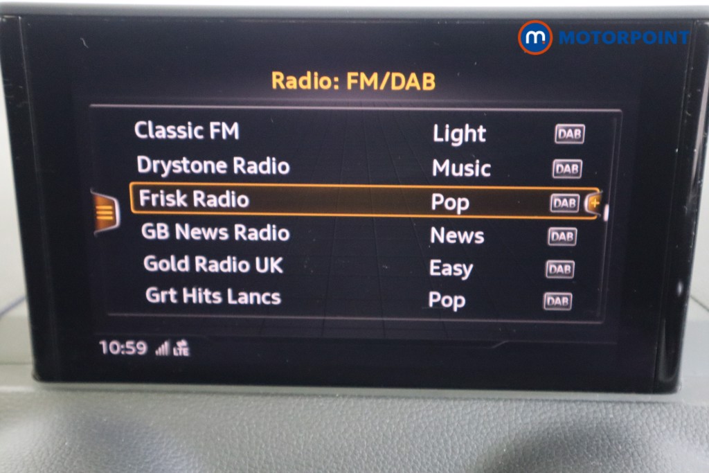 Audi Q2 S Line Manual Diesel SUV - Stock Number (1592624) - 2nd supplementary image