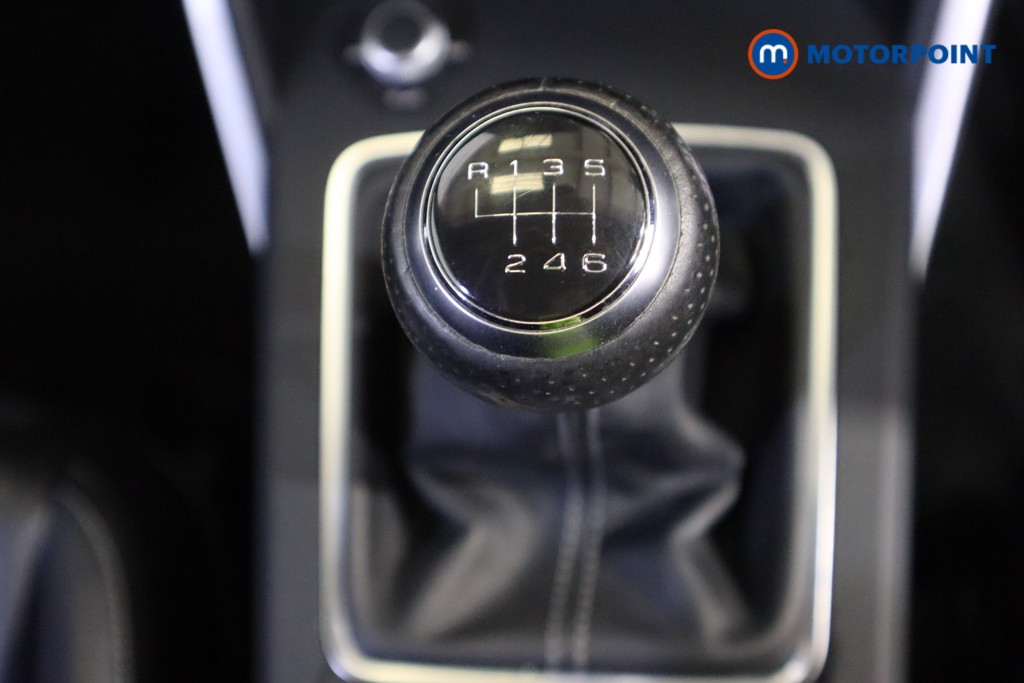 Audi Q2 S Line Manual Diesel SUV - Stock Number (1592624) - 5th supplementary image