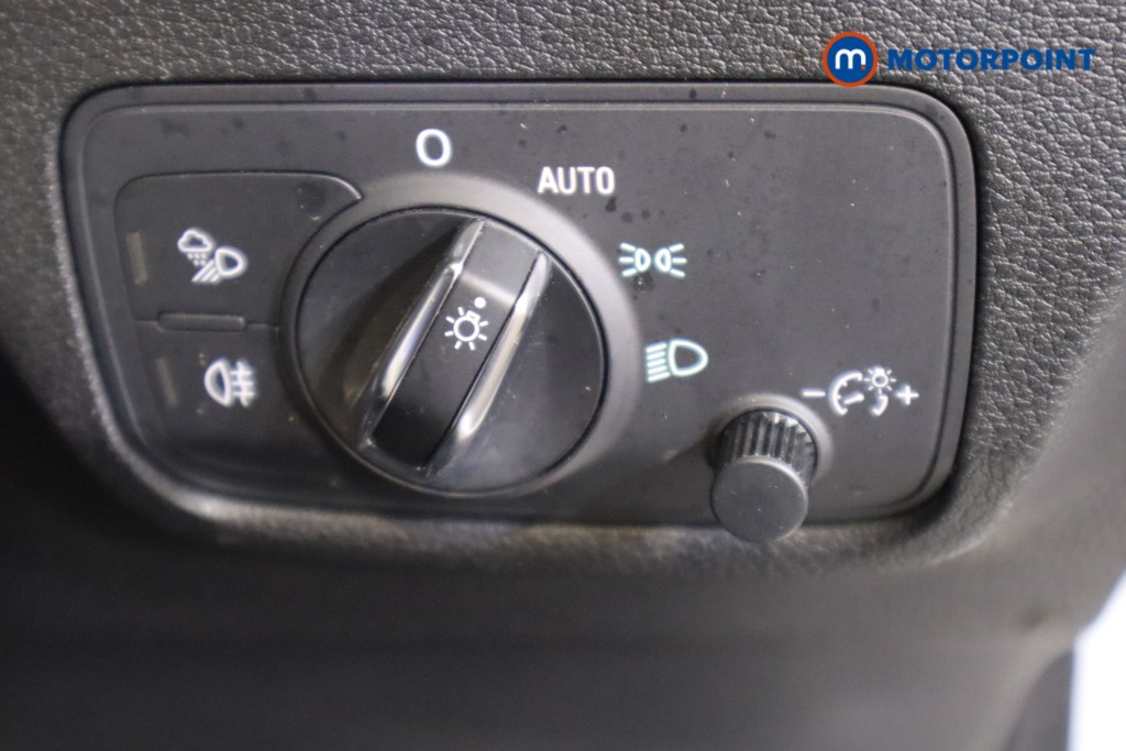 Audi Q2 S Line Manual Diesel SUV - Stock Number (1592624) - 16th supplementary image