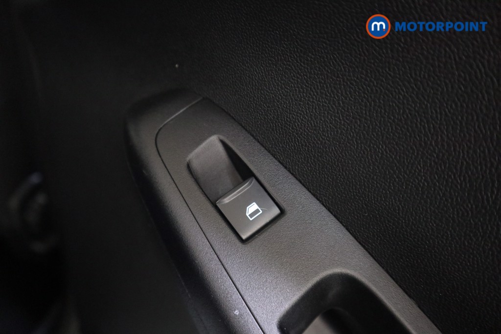 Ford Puma St-Line Automatic Petrol SUV - Stock Number (1593164) - 16th supplementary image