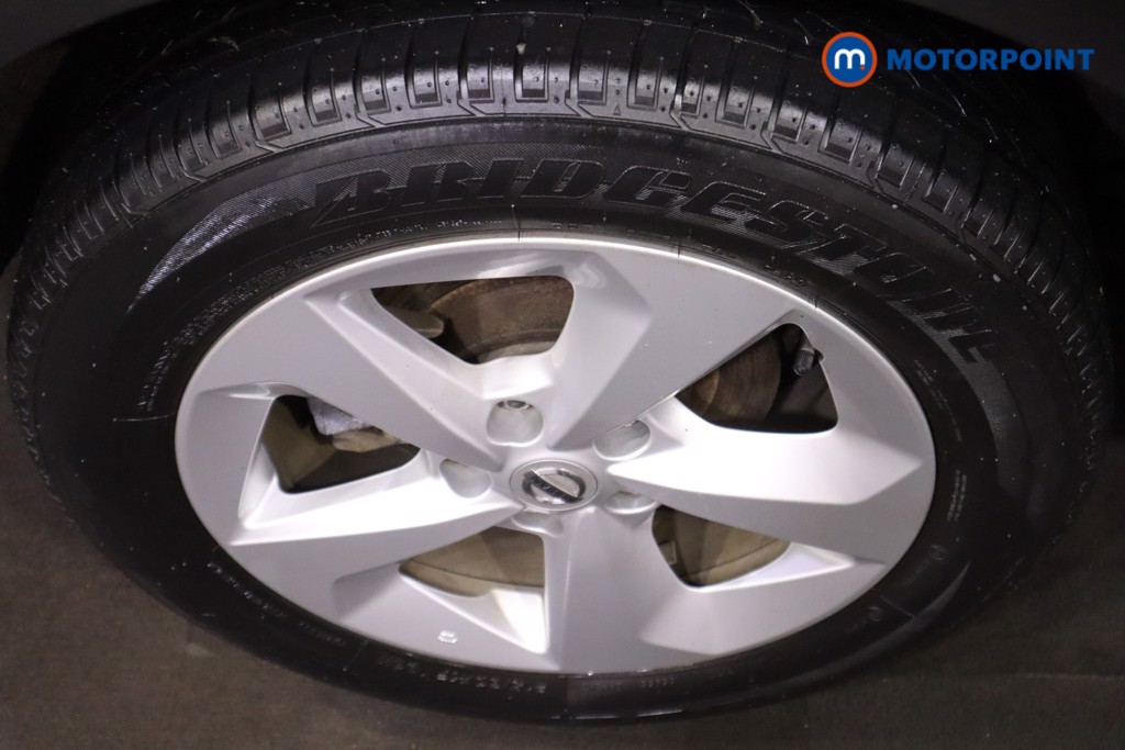 Nissan Qashqai Acenta Premium Manual Petrol SUV - Stock Number (1593231) - 12th supplementary image