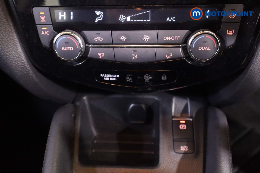 Nissan Qashqai Acenta Premium Manual Petrol SUV - Stock Number (1593231) - 21st supplementary image