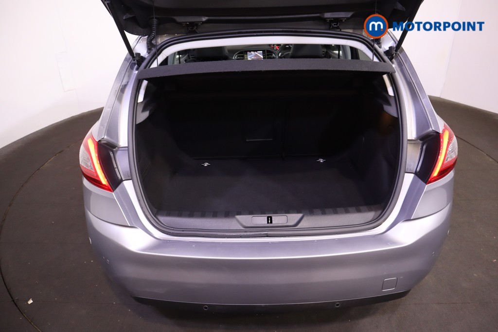 Peugeot 308 Tech Edition Automatic Petrol Hatchback - Stock Number (1593477) - 8th supplementary image