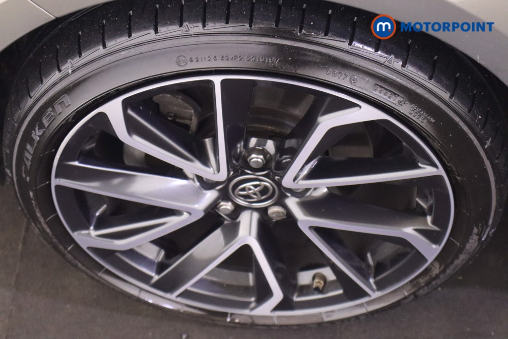 Toyota Corolla Excel Automatic Petrol-Electric Hybrid Hatchback - Stock Number (1593784) - 11th supplementary image