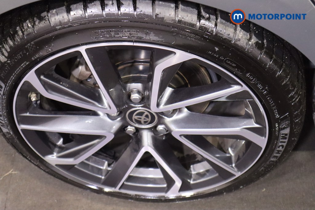 Toyota Corolla Excel Automatic Petrol-Electric Hybrid Hatchback - Stock Number (1593784) - 13th supplementary image