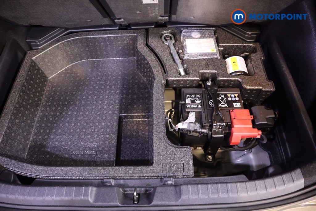 Toyota Corolla Excel Automatic Petrol-Electric Hybrid Hatchback - Stock Number (1593784) - 33rd supplementary image