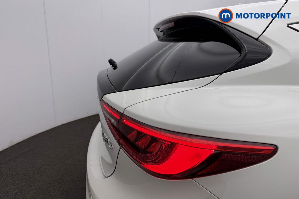 Infiniti Q30 Sport Automatic Diesel Hatchback - Stock Number (1572121) - 26th supplementary image