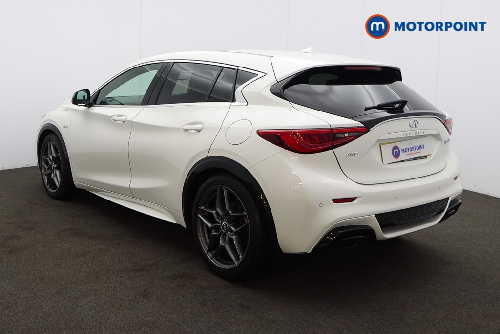 Infiniti Q30 Sport Automatic Diesel Hatchback - Stock Number (1572121) - Passenger side rear corner