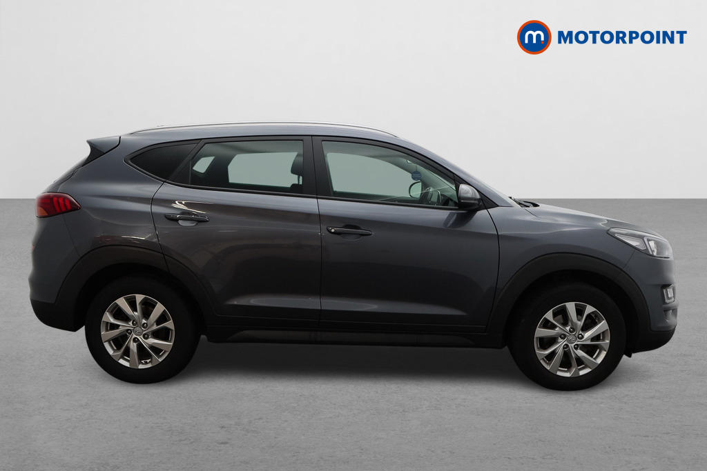 Hyundai Tucson Se Nav Manual Petrol SUV - Stock Number (1573267) - Drivers side