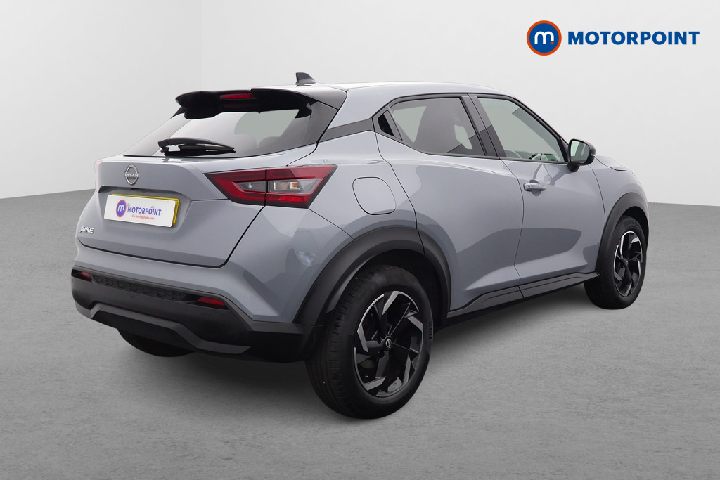 Nissan Juke N-Connecta Manual Petrol SUV - Stock Number (1584078) - Drivers side rear corner