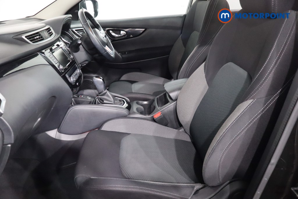 Nissan Qashqai N-Connecta Automatic Petrol SUV - Stock Number (1584324) - 4th supplementary image