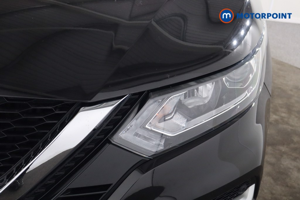 Nissan Qashqai N-Connecta Automatic Petrol SUV - Stock Number (1584324) - 29th supplementary image