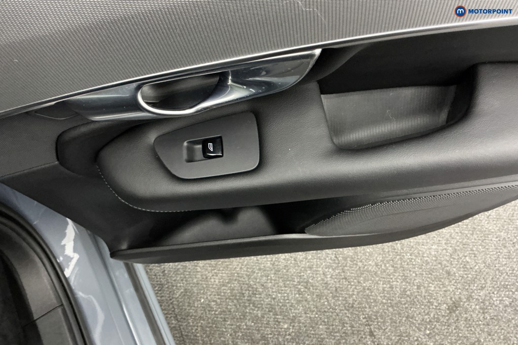 Volvo Xc90 Plus Automatic Petrol SUV - Stock Number (1584927) - 23rd supplementary image