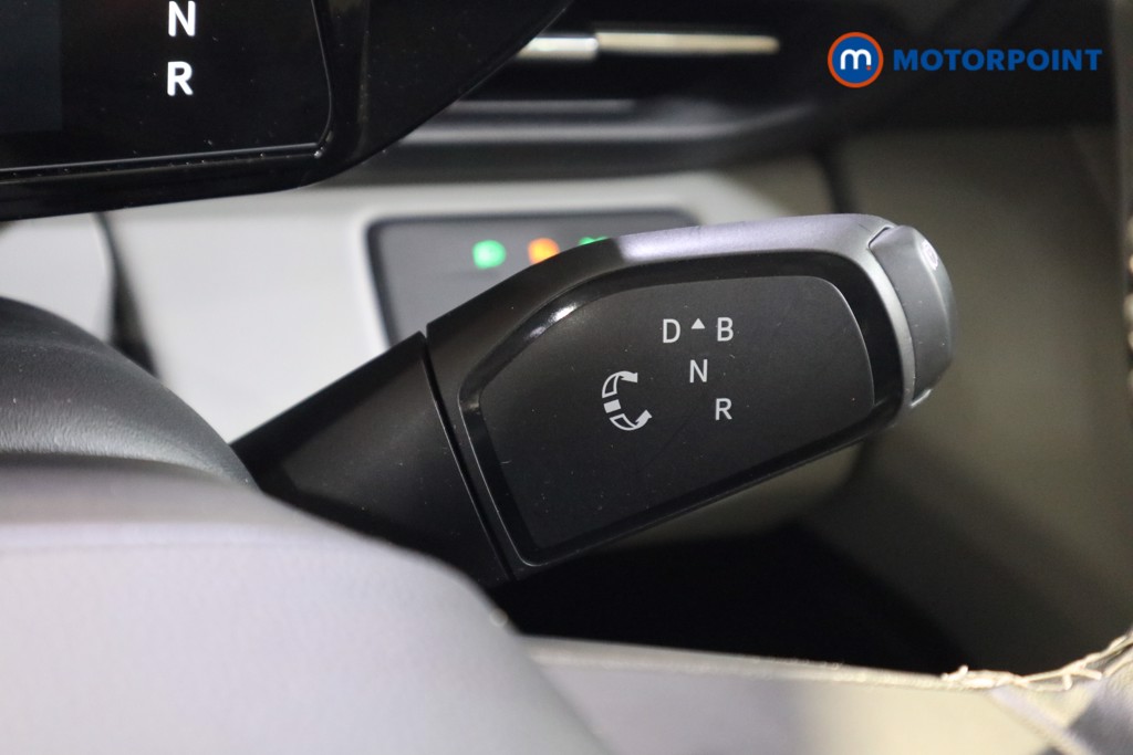 Ford Explorer Select Automatic Electric SUV - Stock Number (1586203) - 5th supplementary image