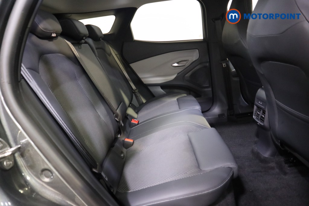 Ford Explorer Select Automatic Electric SUV - Stock Number (1586203) - 13th supplementary image