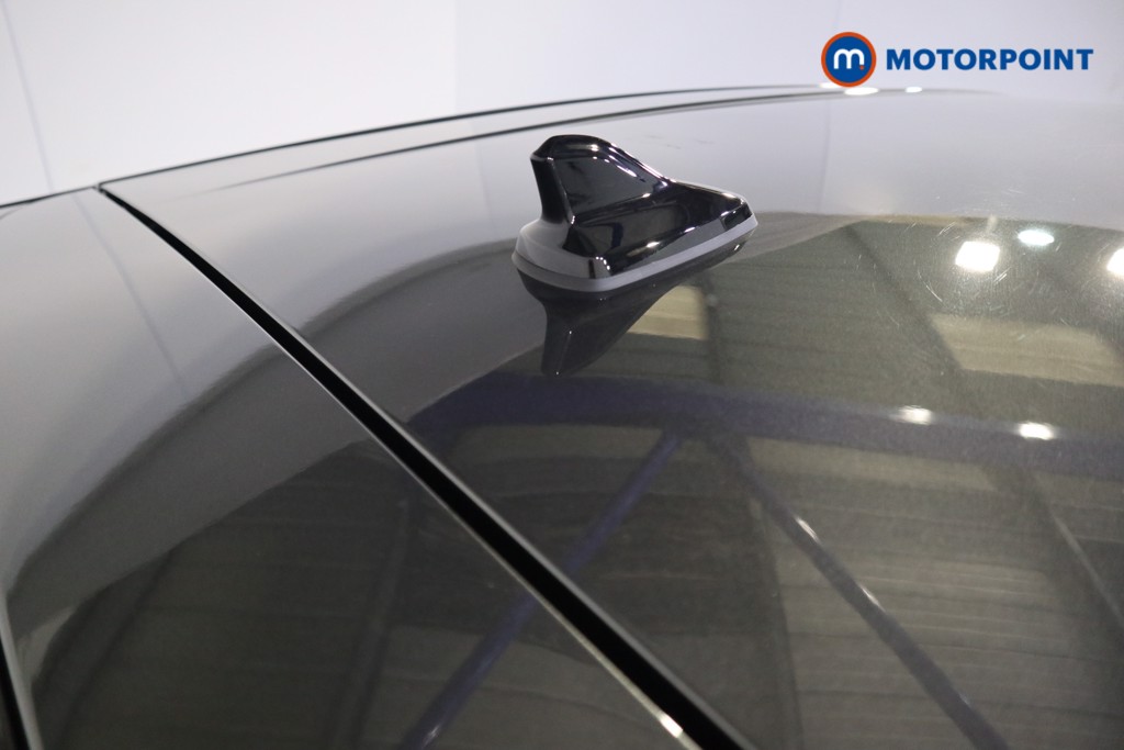 Ford Explorer Select Automatic Electric SUV - Stock Number (1586203) - 25th supplementary image