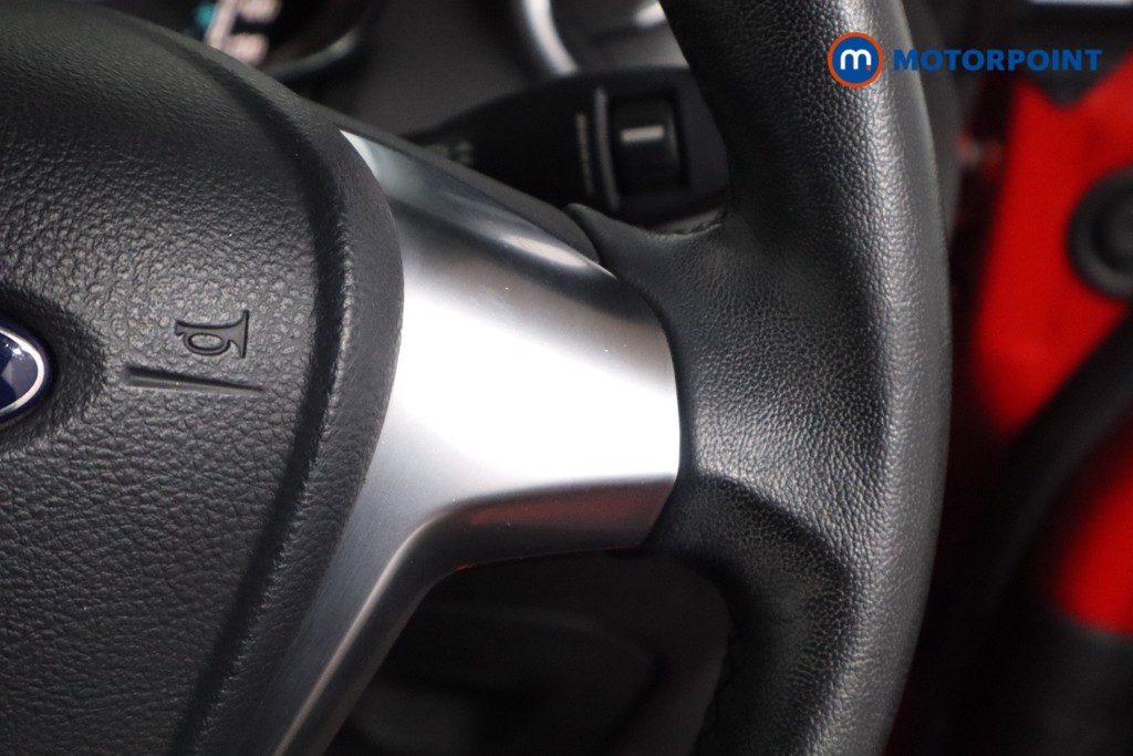 Ford Fiesta Zetec Manual Petrol Hatchback - Stock Number (1587152) - 8th supplementary image