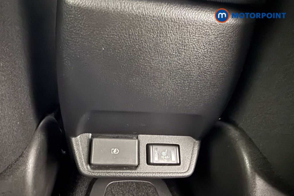 Nissan Leaf N-Connecta Automatic Electric Hatchback - Stock Number (1589542) - 20th supplementary image