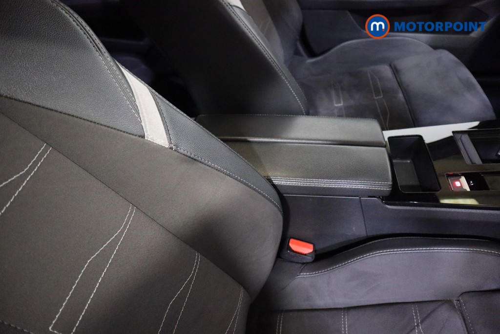 Vauxhall Astra Ultimate Automatic Petrol Hatchback - Stock Number (1589850) - 27th supplementary image