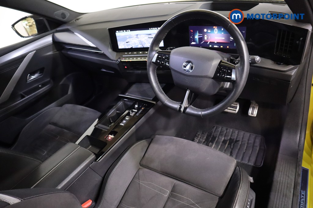 Vauxhall Astra Ultimate Automatic Petrol Hatchback - Stock Number (1589850) - 1st supplementary image