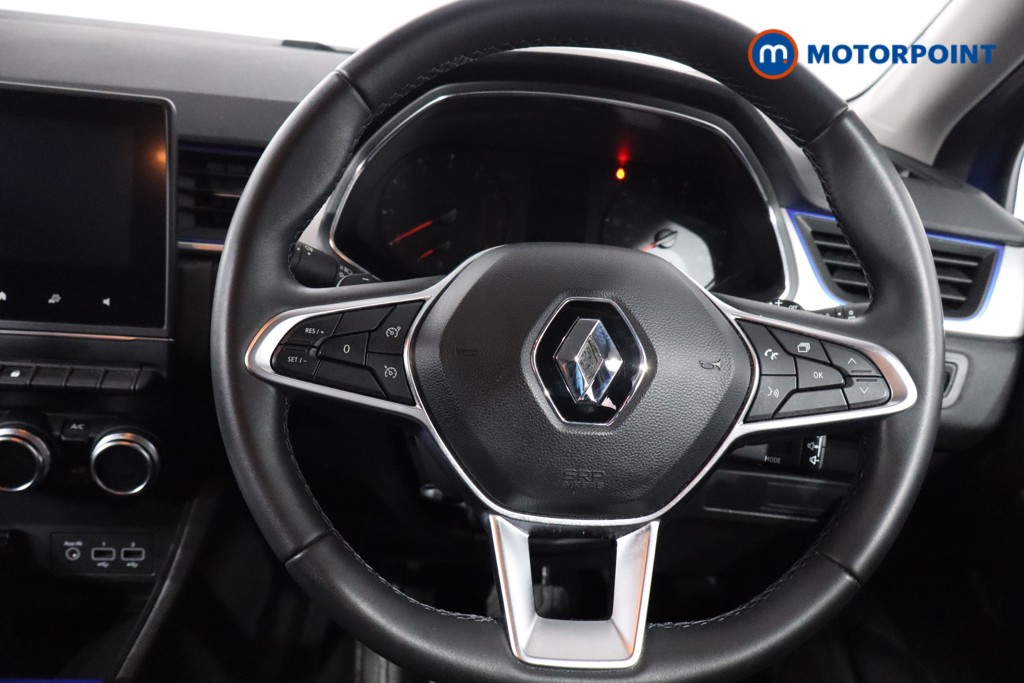 Renault Captur Iconic Automatic Petrol SUV - Stock Number (1589867) - 6th supplementary image