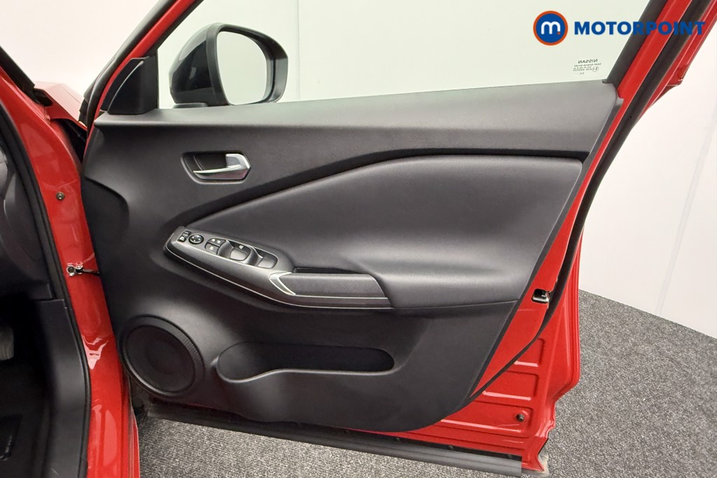 Nissan Juke Acenta Premium Automatic Petrol SUV - Stock Number (1591236) - 13th supplementary image