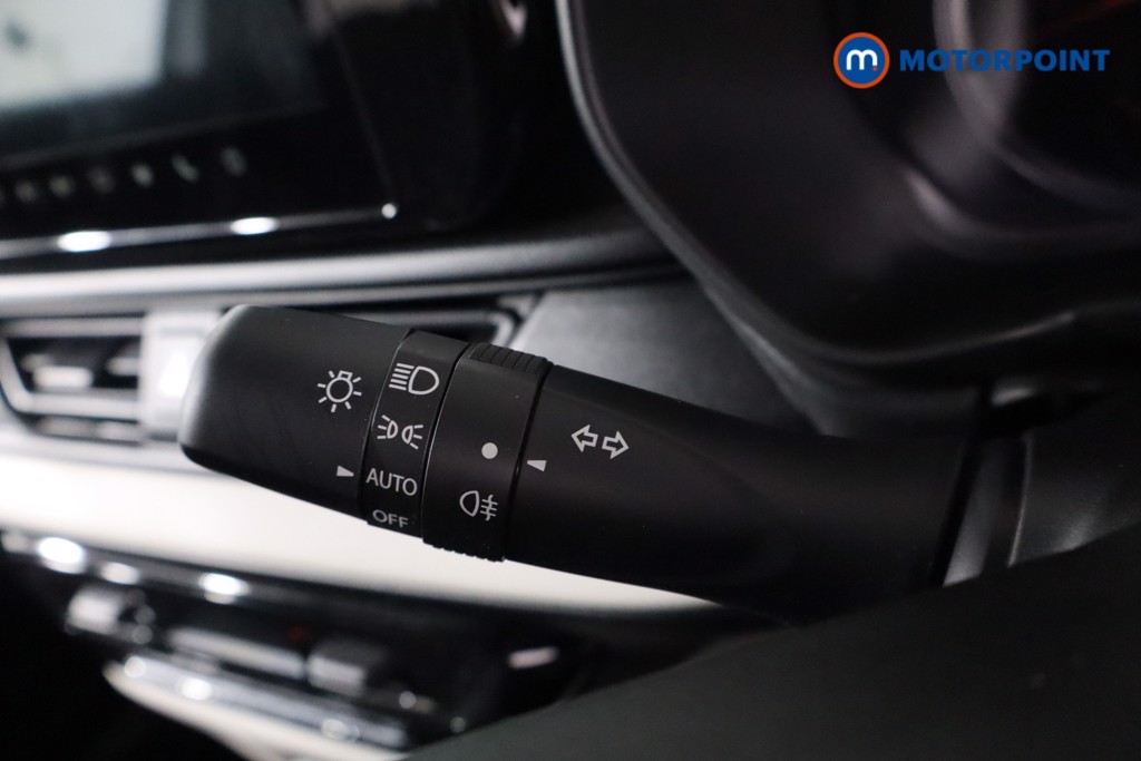 Suzuki Swift Motion Automatic Petrol Hatchback - Stock Number (1592306) - 19th supplementary image