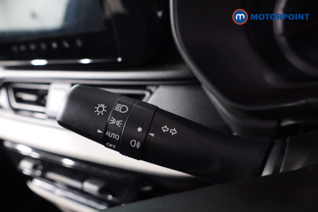 Suzuki Swift Motion Manual Petrol Hatchback - Stock Number (1592325) - 19th supplementary image