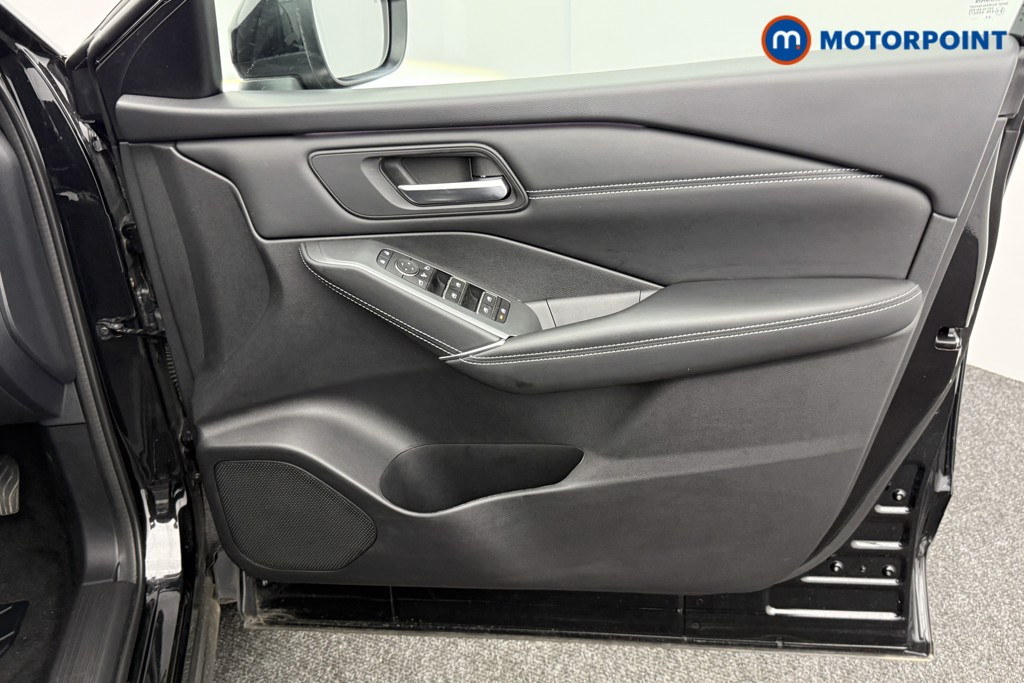 Nissan Qashqai N-Connecta Automatic Petrol SUV - Stock Number (1593200) - 15th supplementary image