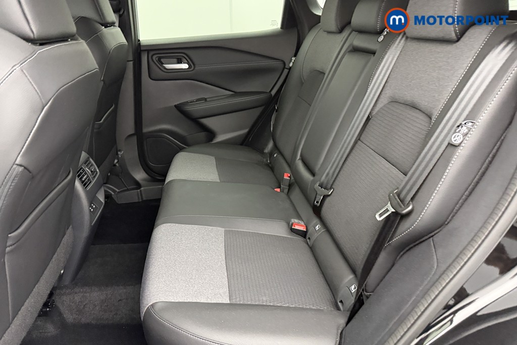 Nissan Qashqai N-Connecta Automatic Petrol SUV - Stock Number (1593200) - 22nd supplementary image