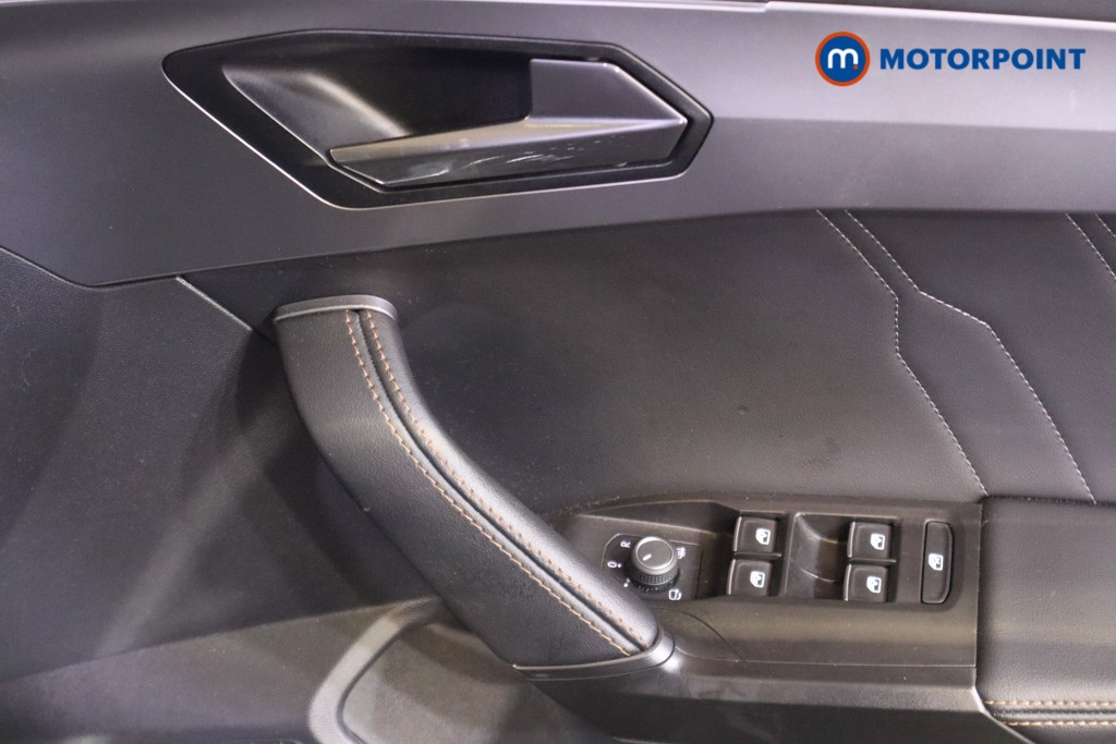 Cupra Leon V1 Automatic Petrol Hatchback - Stock Number (1593216) - 14th supplementary image