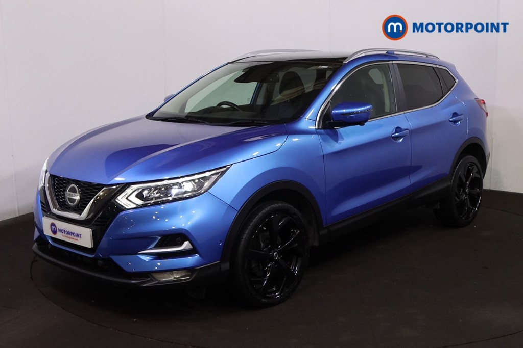 Nissan Qashqai Tekna Automatic Diesel SUV - Stock Number (1593220) - Passenger side front corner