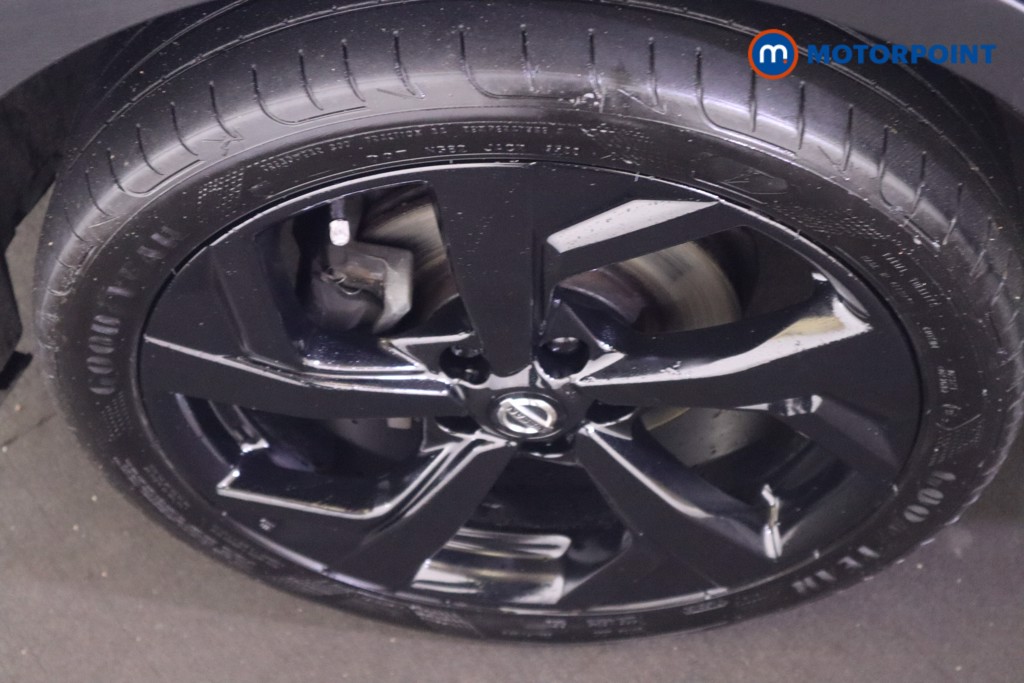 Nissan Qashqai Tekna Automatic Diesel SUV - Stock Number (1593220) - 10th supplementary image